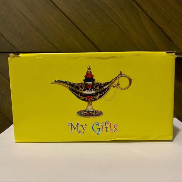 Gold And Purple Medium Genie Lamp - Picture 10 of 10